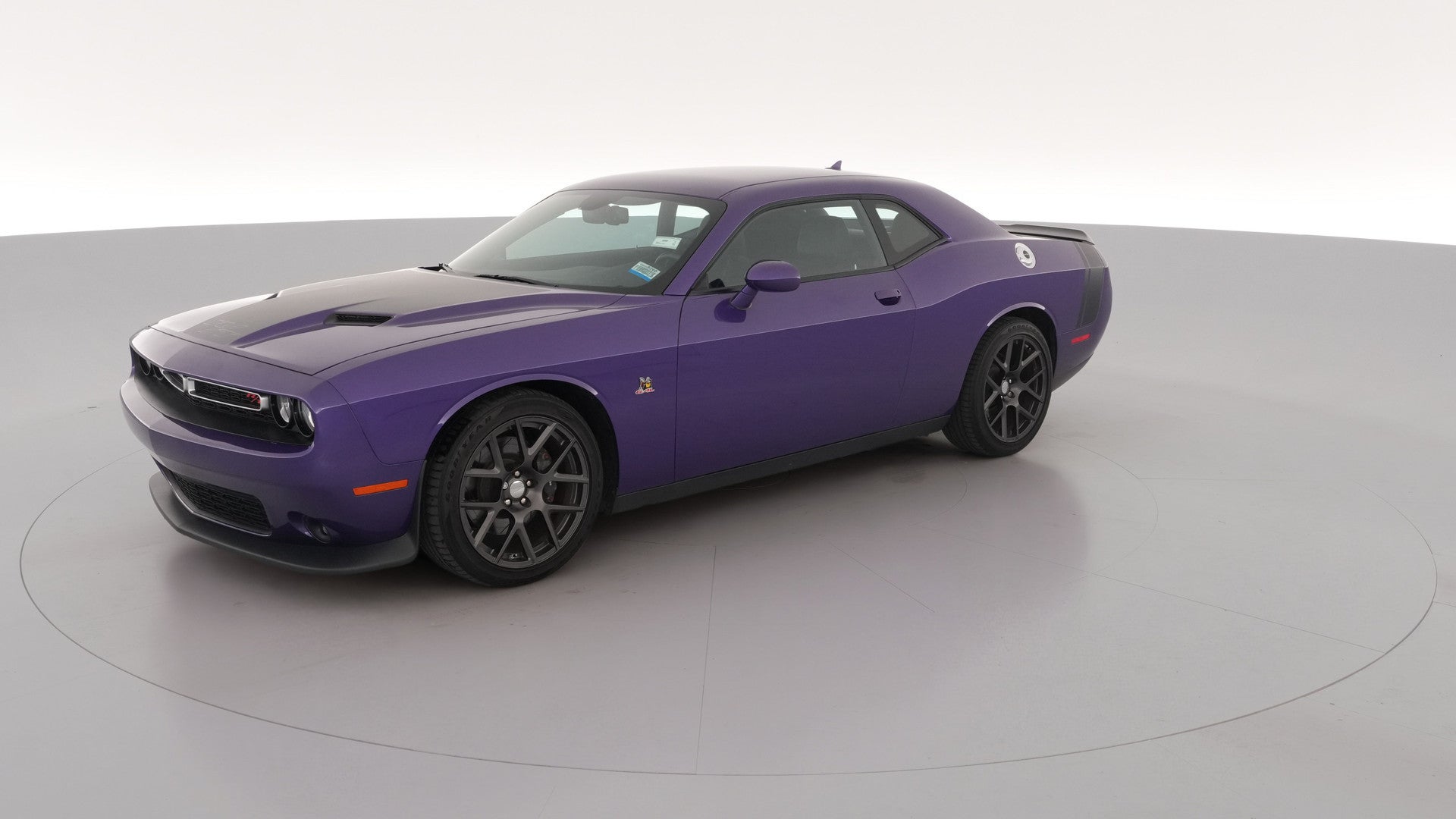 2016 Dodge Challenger vehicle photo