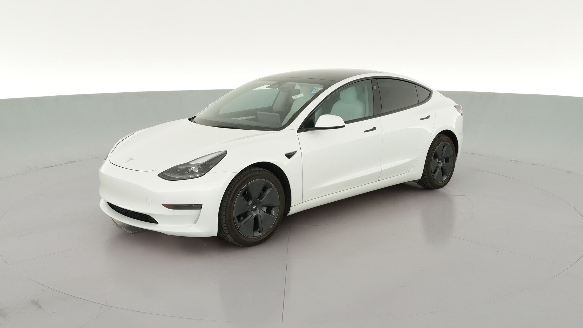 2022 Tesla Model 3 vehicle photo