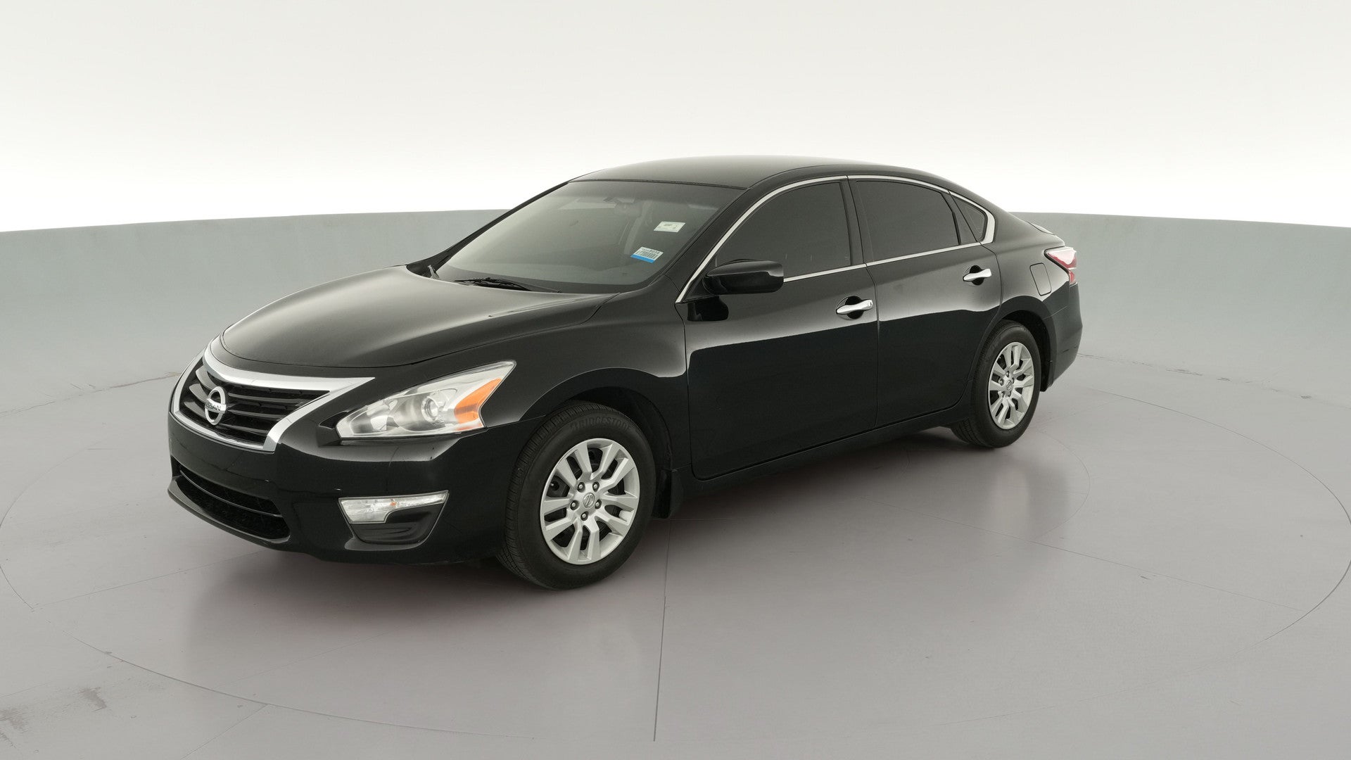 2015 Nissan Altima vehicle photo