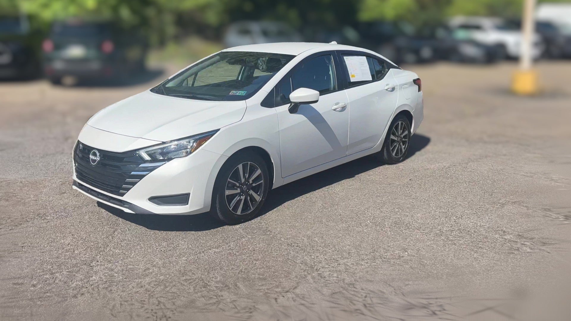 2025 Nissan Versa vehicle photo
