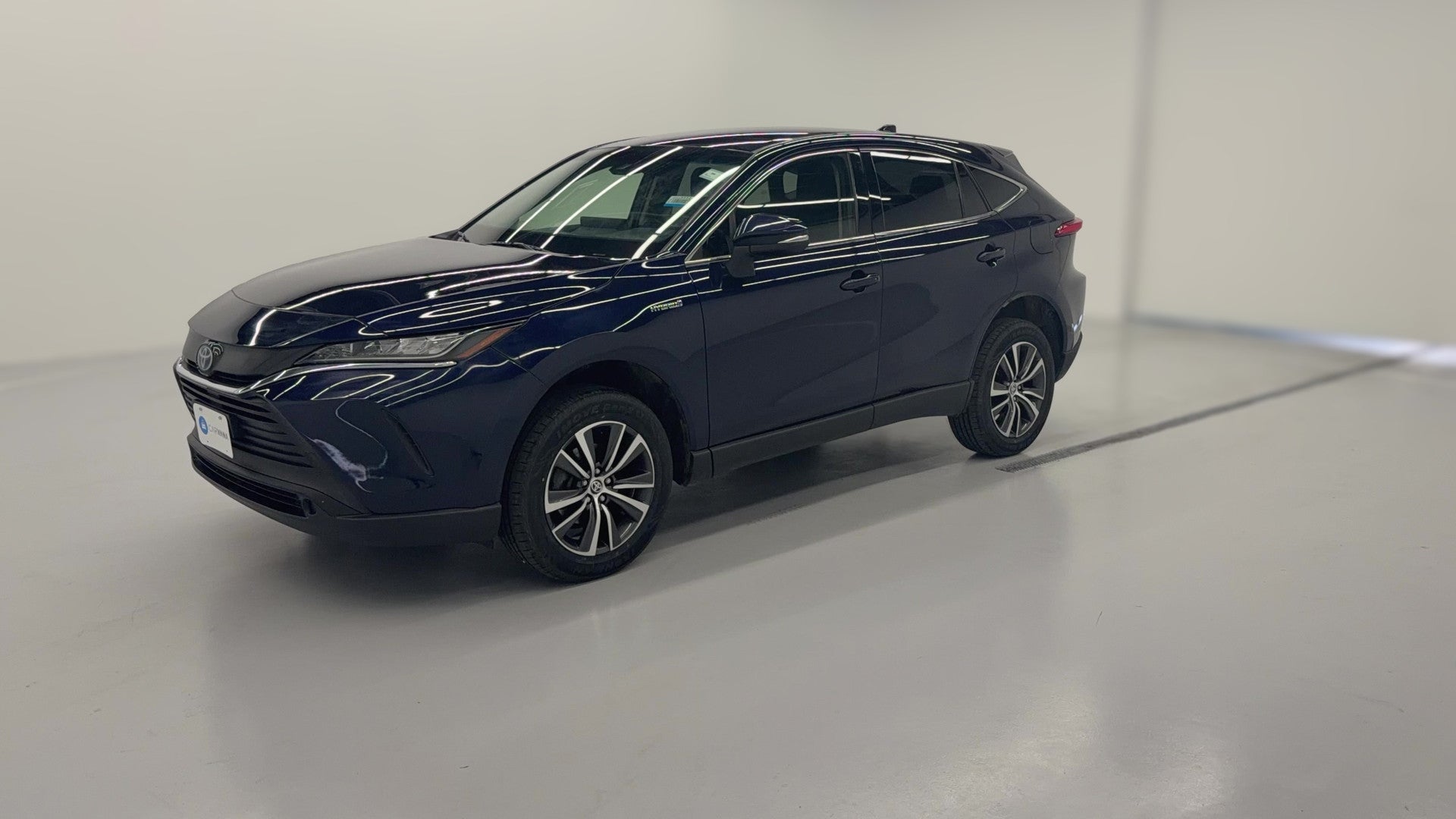 2021 Toyota Venza vehicle photo