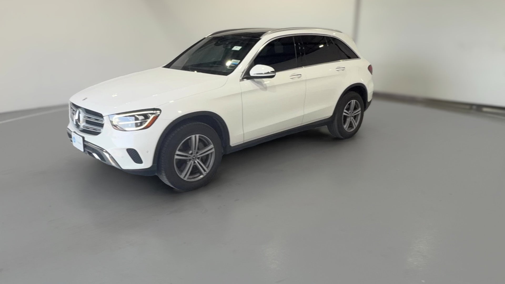 2021 Mercedes-Benz GLC vehicle photo