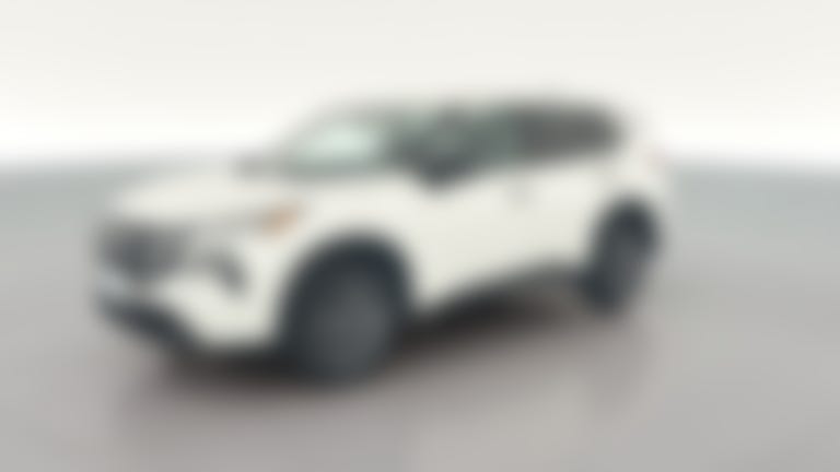 2024 Nissan Rogue vehicle photo