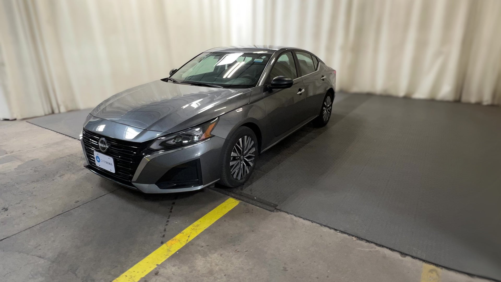 2025 Nissan Altima vehicle photo