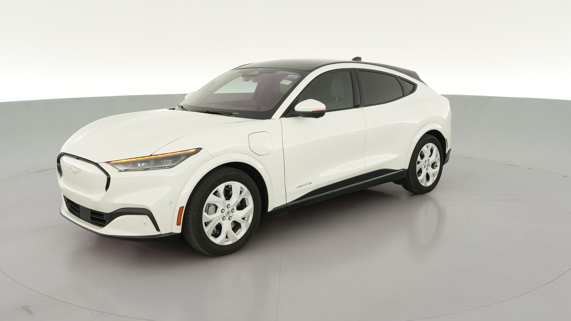 2022 Ford Mustang MACH-E vehicle photo