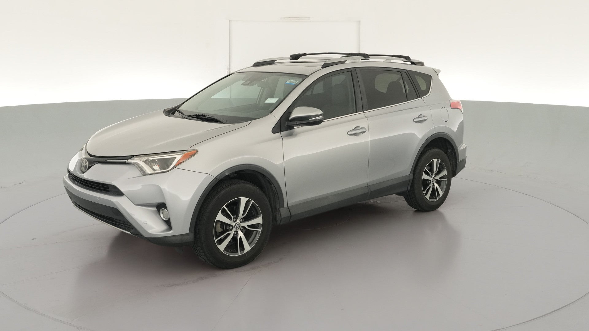 2017 Toyota RAV4 vehicle photo