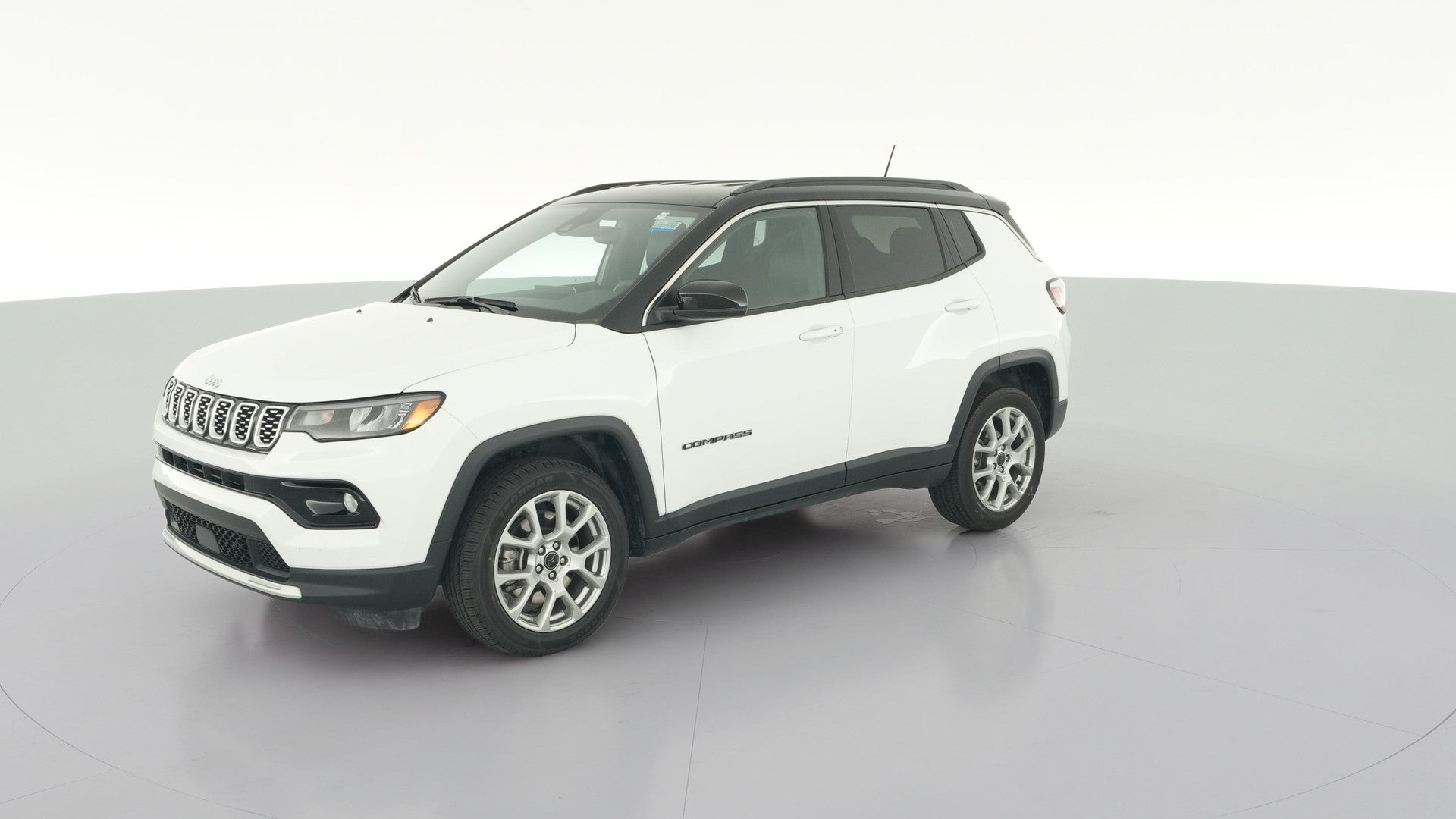 2025 Jeep Compass vehicle photo