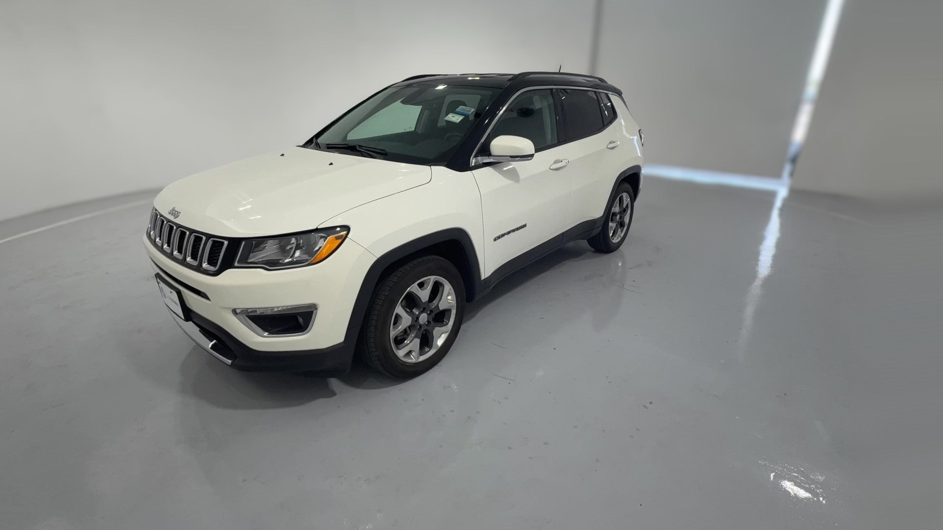 2019 Jeep Compass vehicle photo