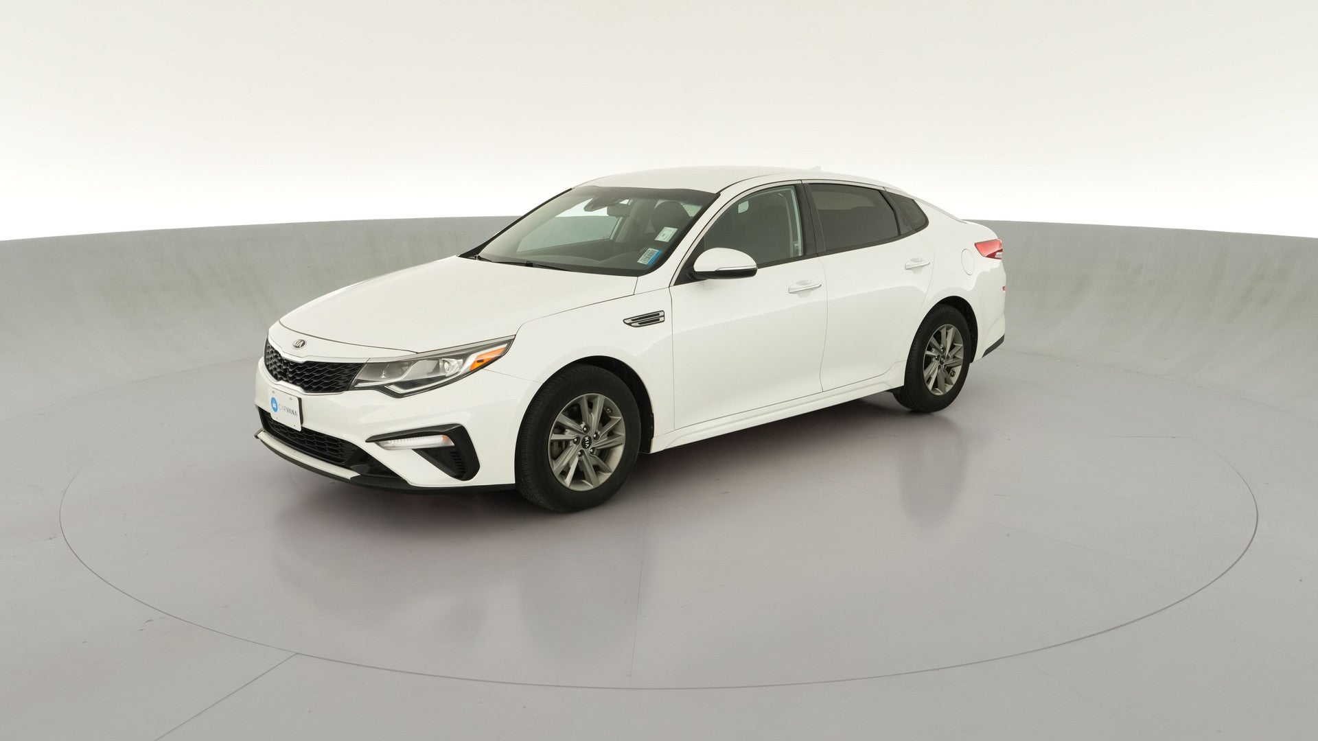 2019 Kia Optima vehicle photo