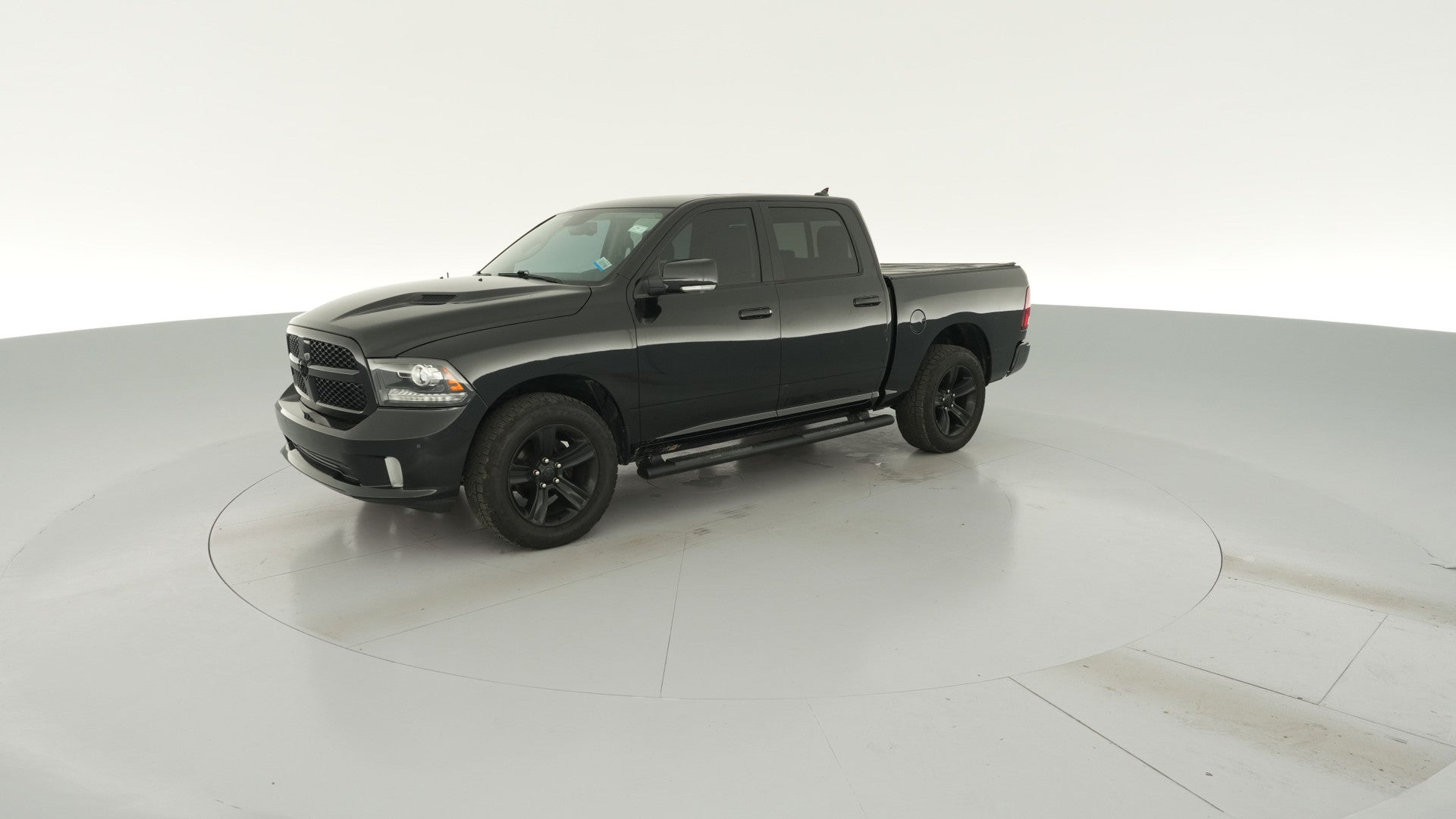 2018 Ram 1500 Crew Cab vehicle photo
