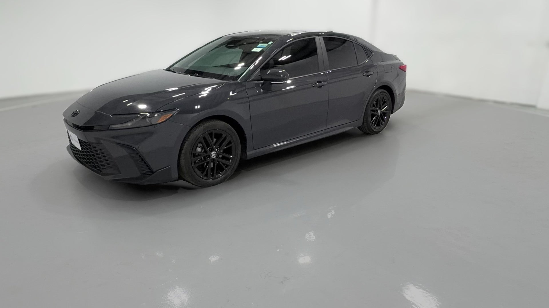 2025 Toyota Camry vehicle photo