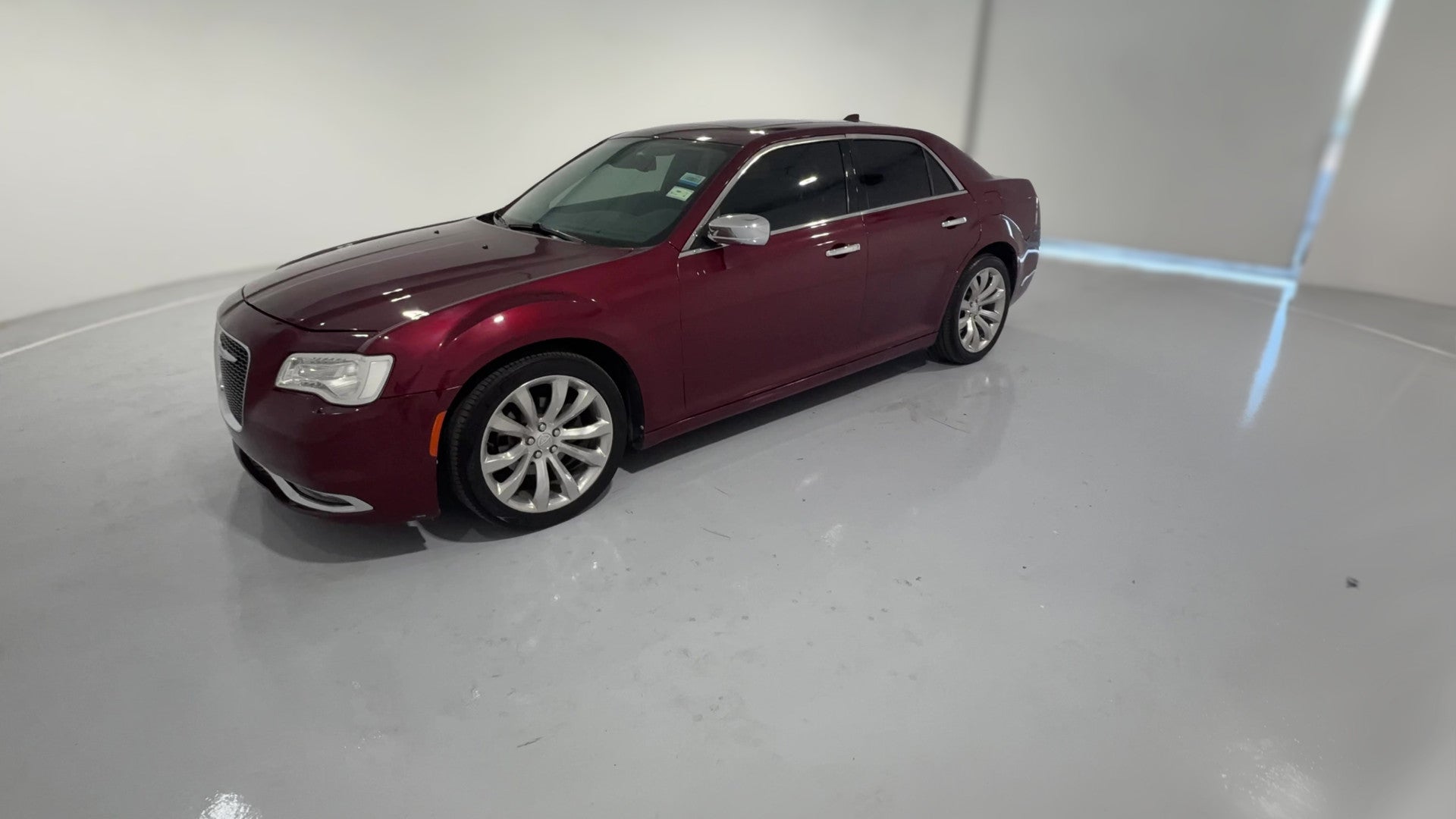 2020 Chrysler 300 vehicle photo