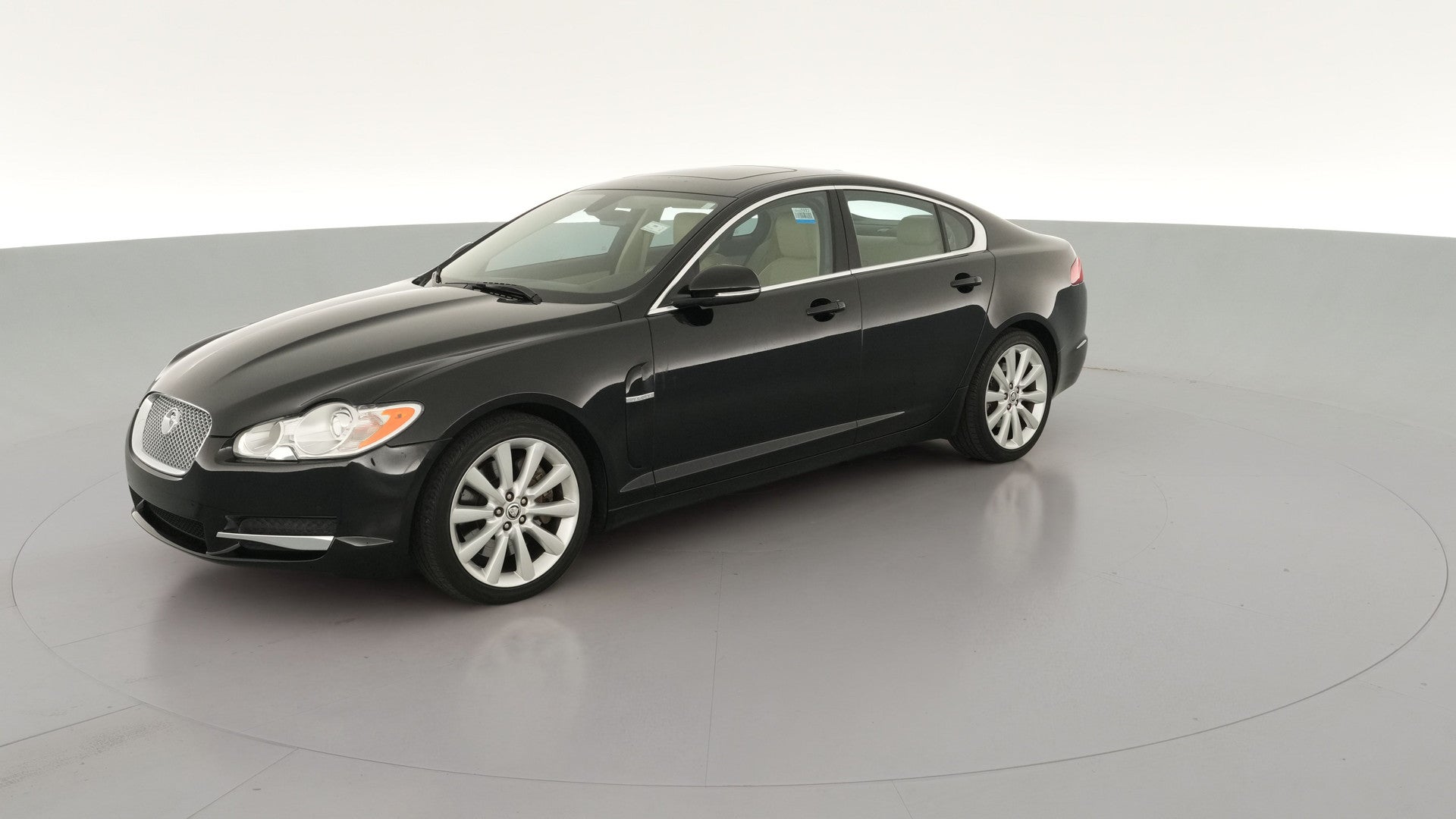 2011 Jaguar XF vehicle photo