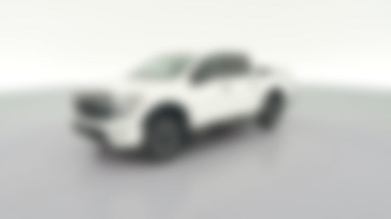 2024 Nissan Titan Crew Cab vehicle photo