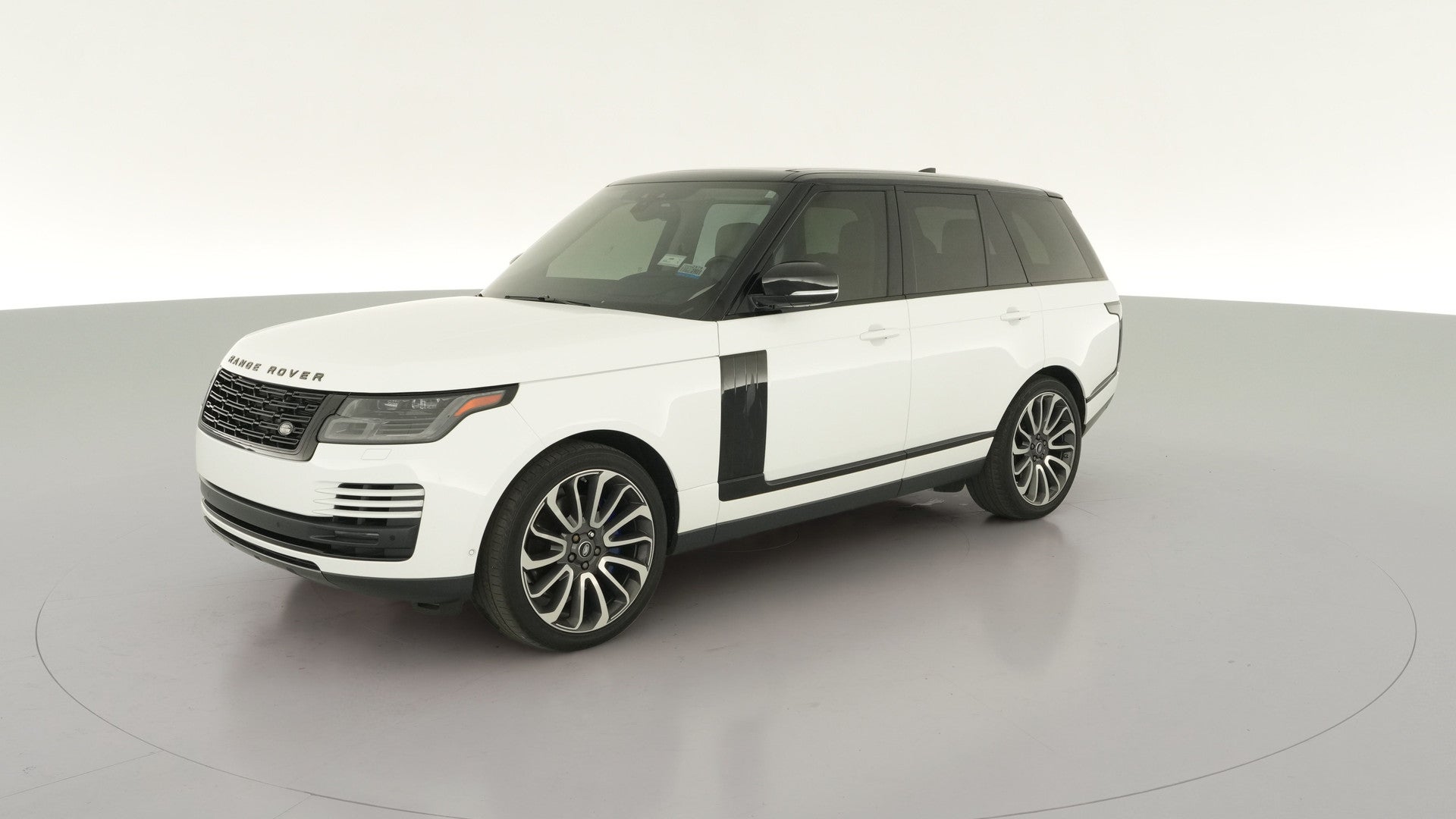 2021 Land Rover Range Rover vehicle photo