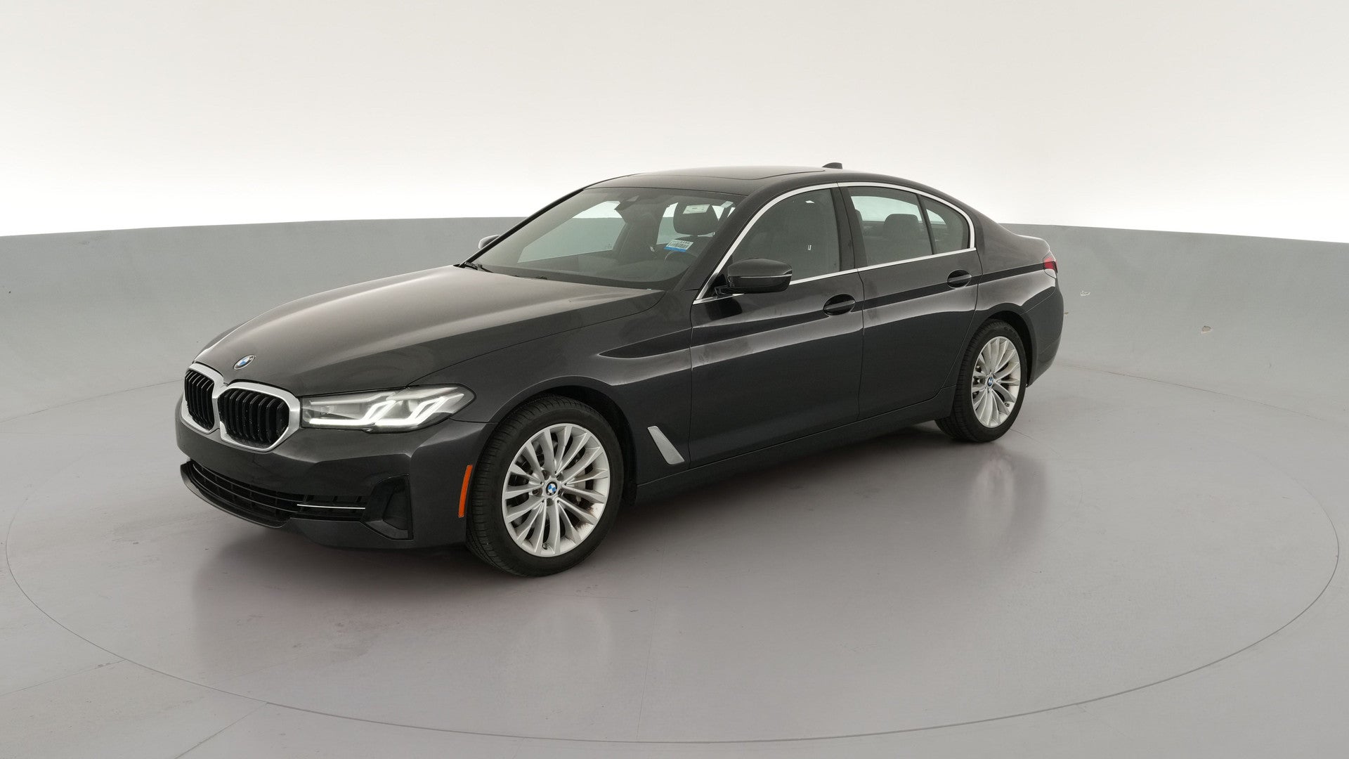 2023 BMW 5 Series vehicle photo