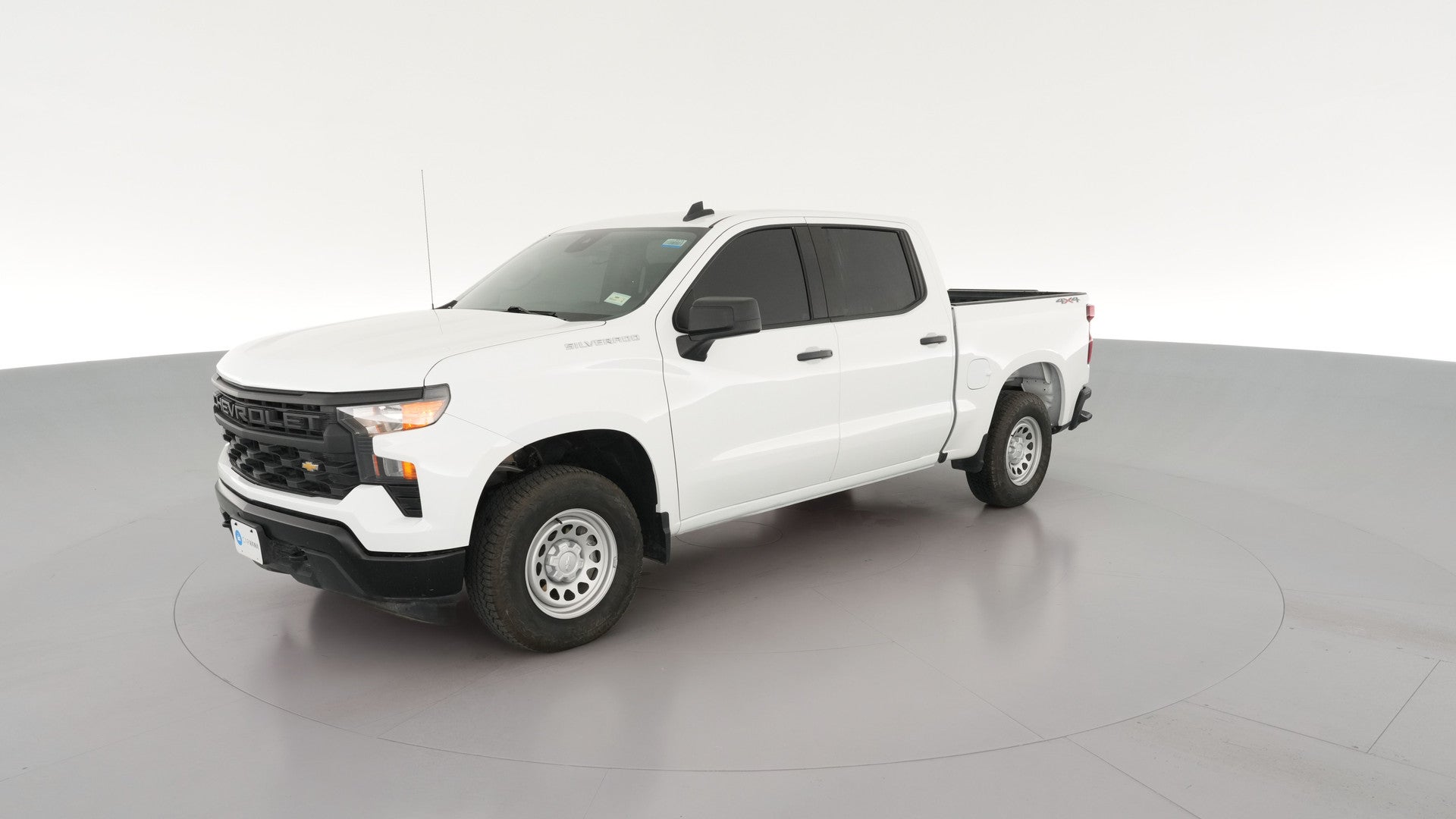2024 Chevrolet Silverado 1500 Crew Cab vehicle photo