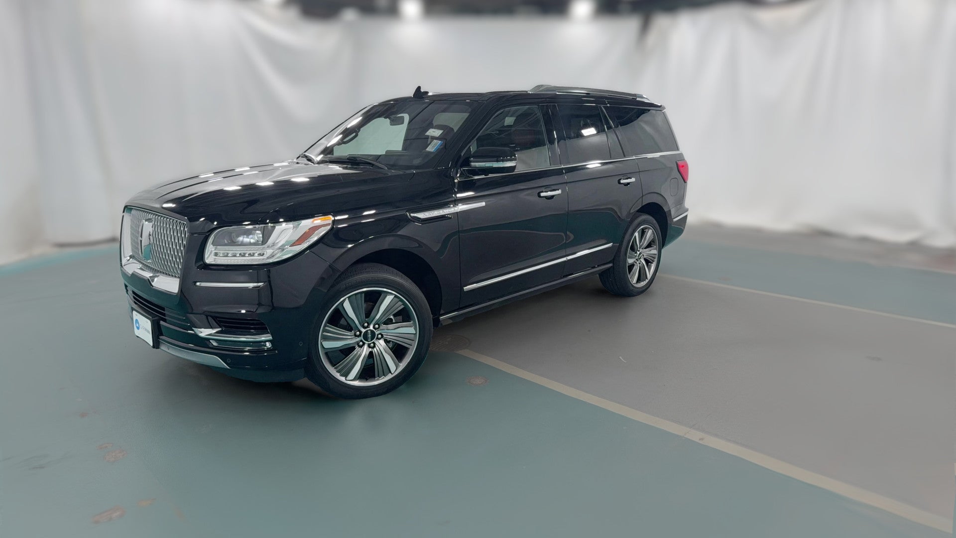 2019 Lincoln Navigator vehicle photo