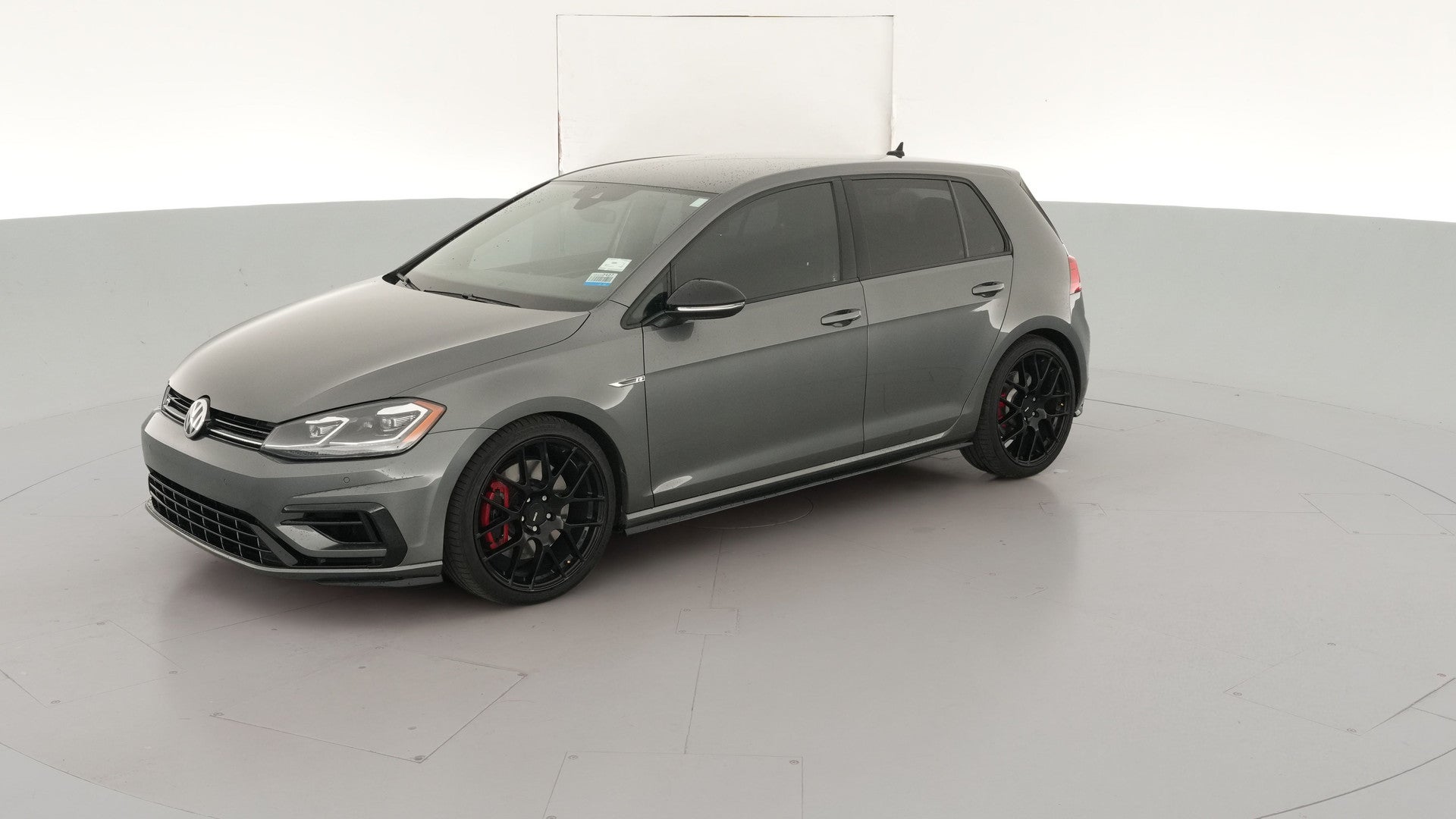 2019 Volkswagen Golf R vehicle photo