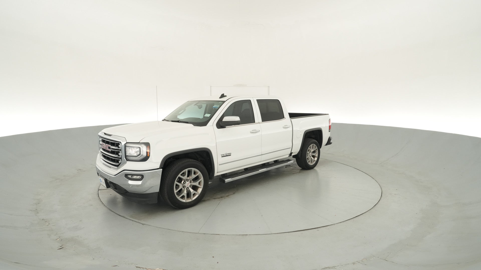 2017 GMC Sierra 1500 Crew Cab vehicle photo