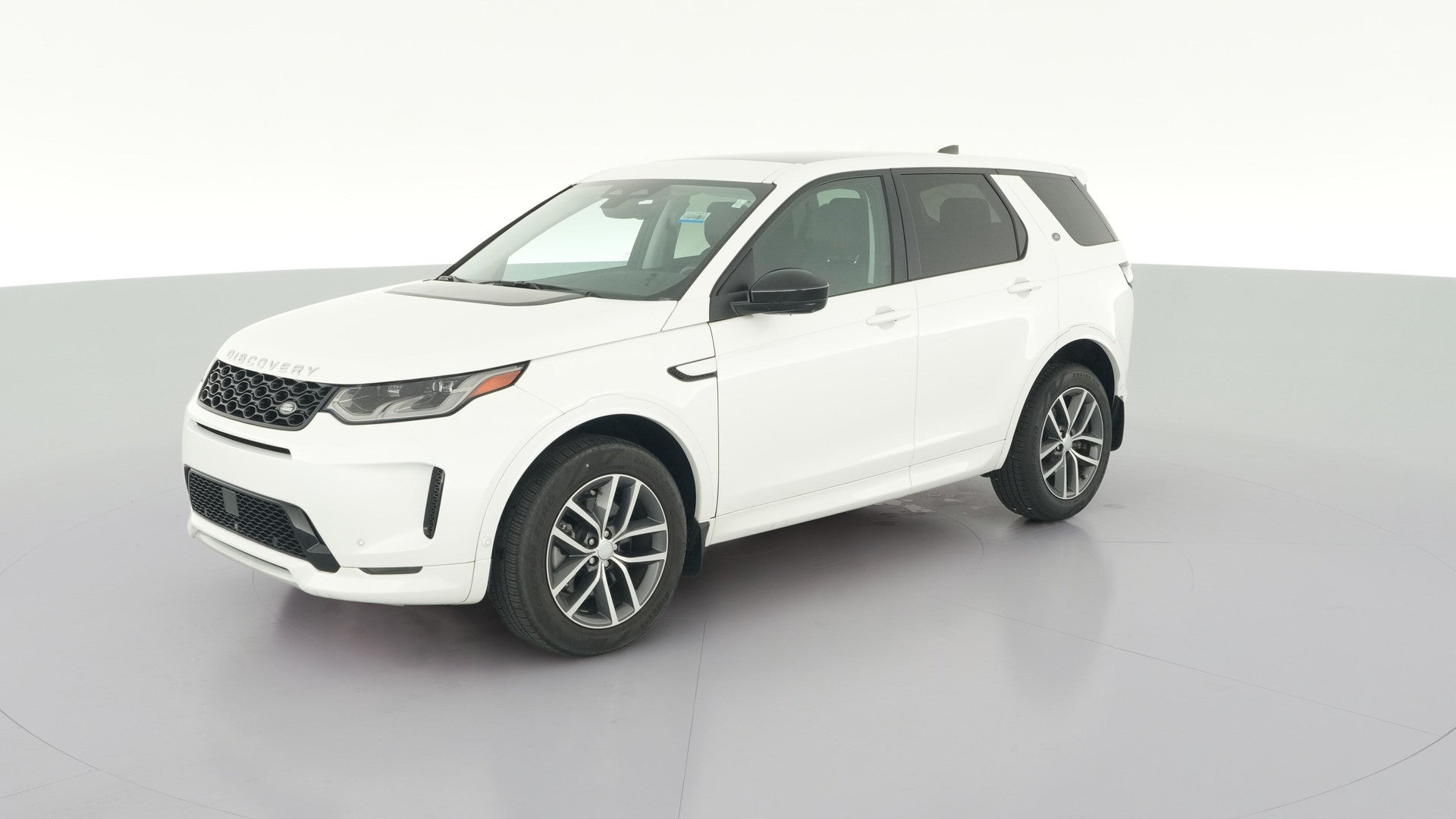 2024 Land Rover Discovery Sport vehicle photo