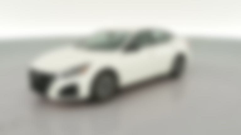 2025 Nissan Altima vehicle photo