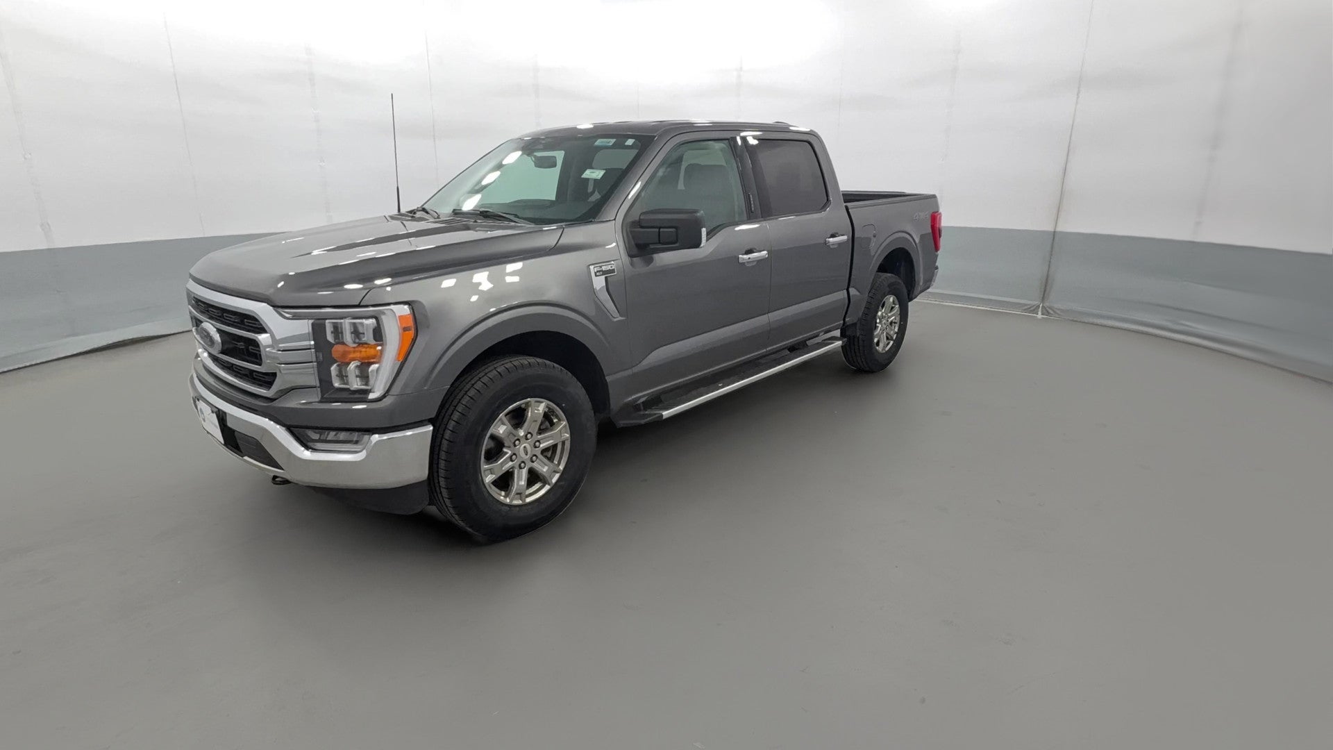 2023 Ford F150 SuperCrew Cab vehicle photo