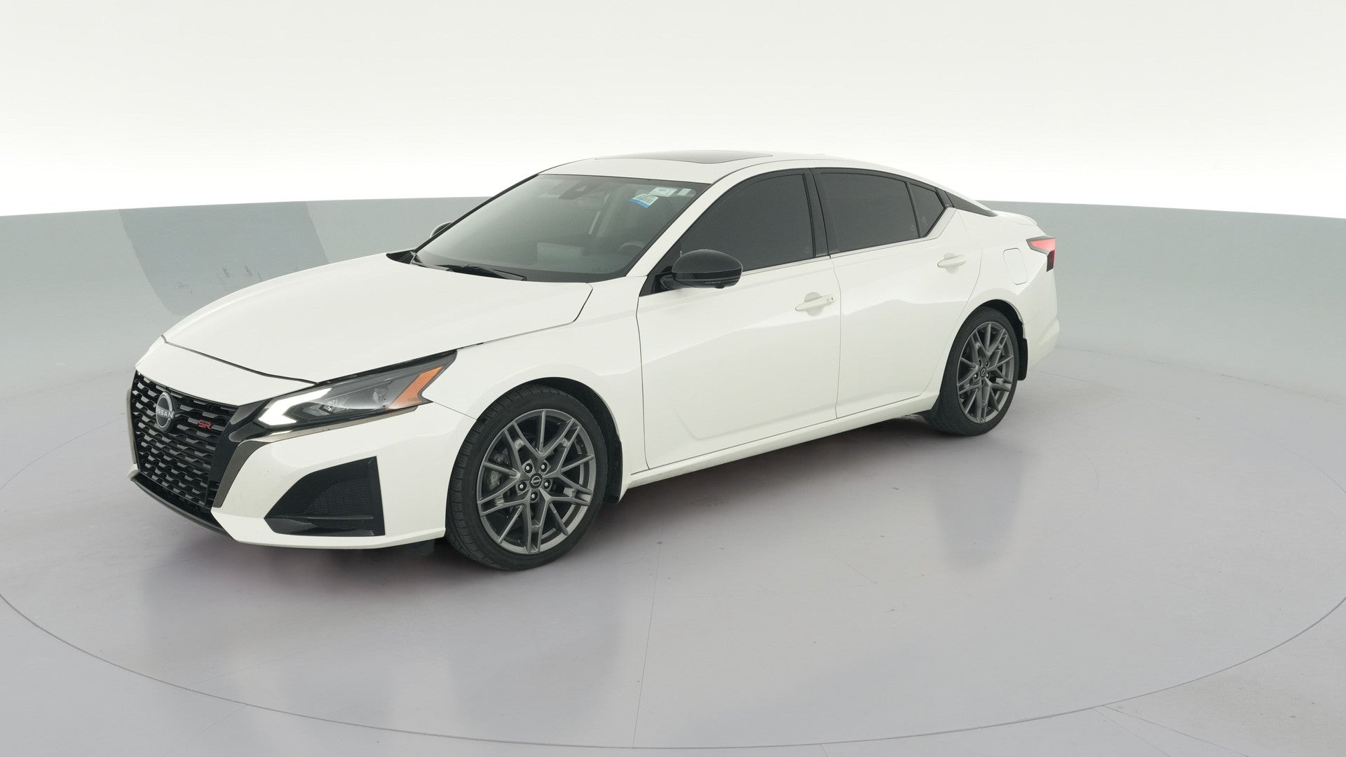 2023 Nissan Altima vehicle photo