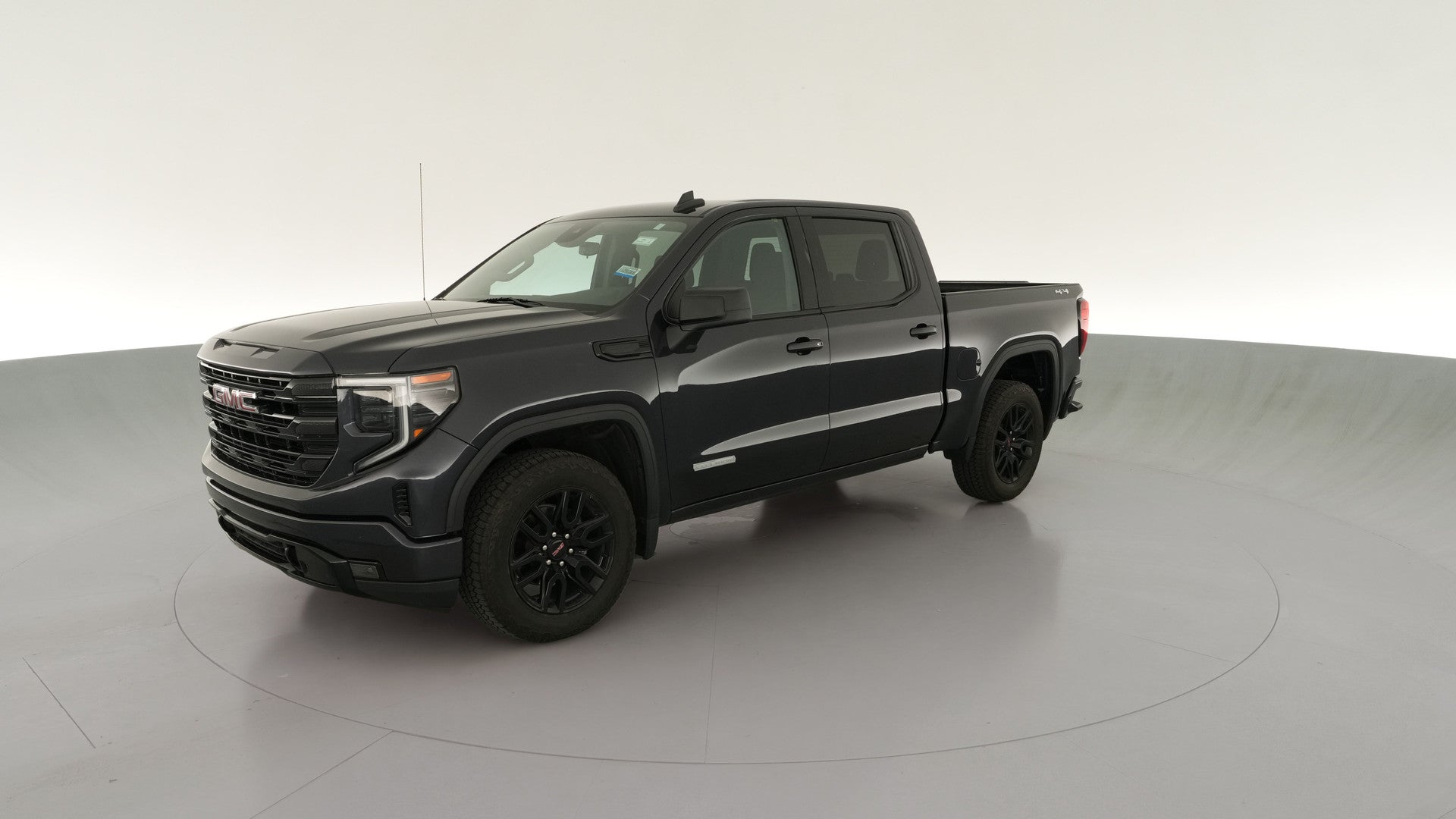 2024 GMC Sierra 1500 Crew Cab vehicle photo