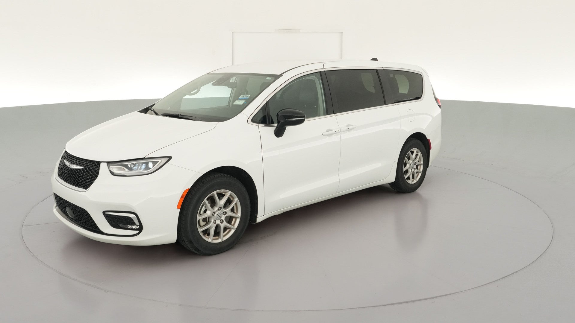 2024 Chrysler Pacifica vehicle photo