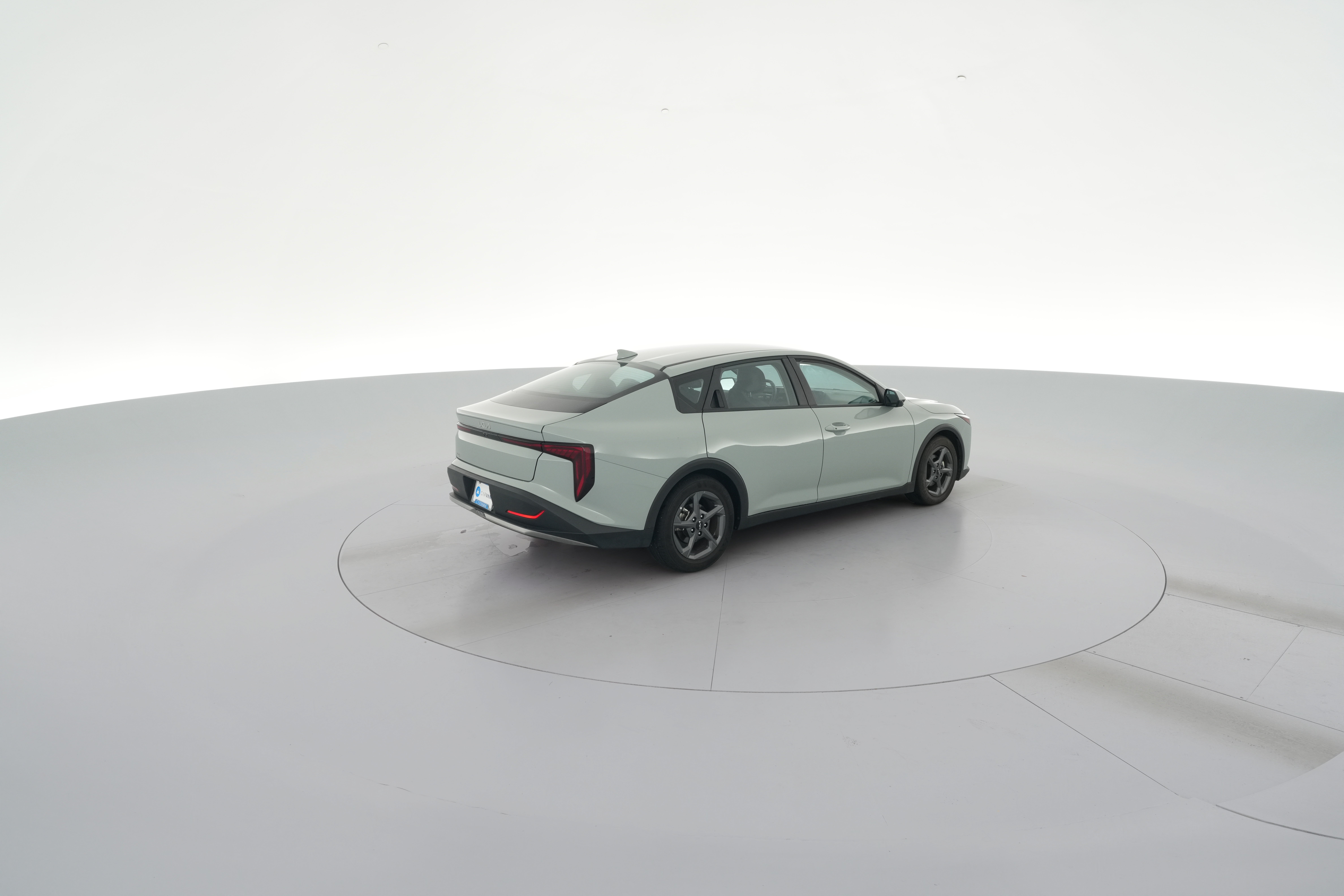 2025 Kia K4 LXS - Photo 32