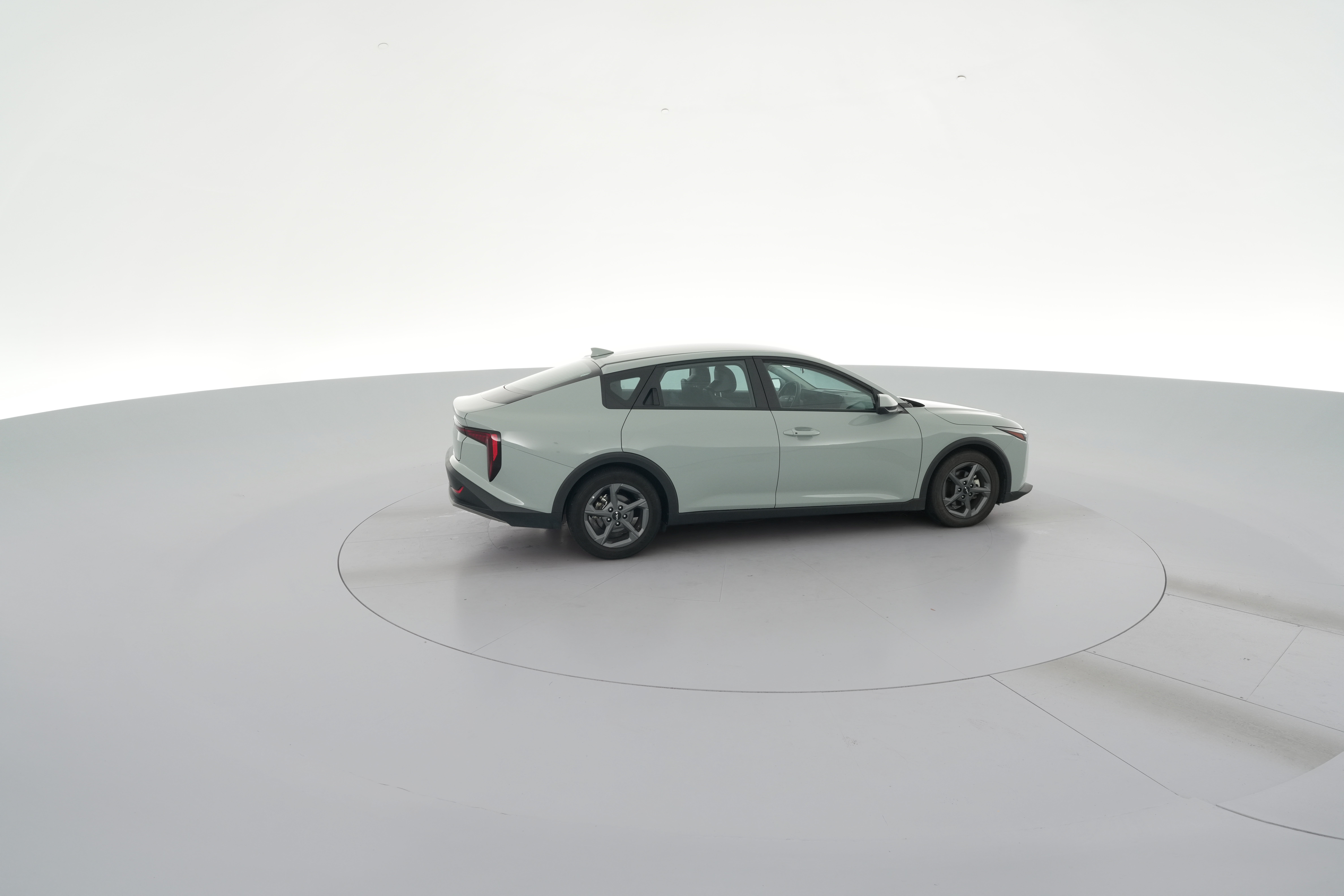 2025 Kia K4 LXS - Photo 33
