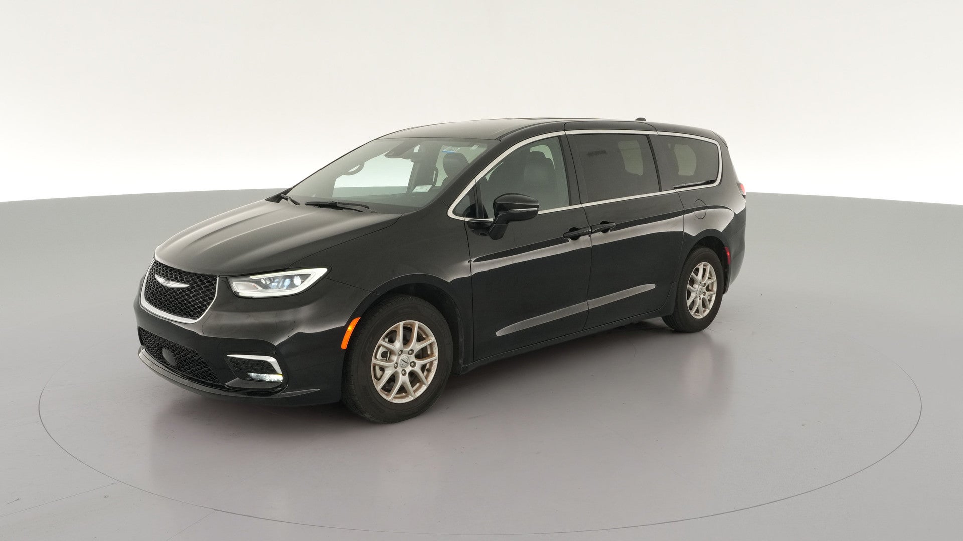 2025 Chrysler Pacifica vehicle photo