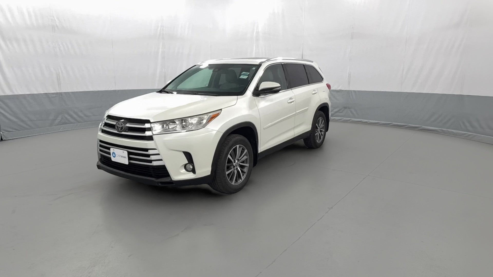 2019 Toyota Highlander vehicle photo