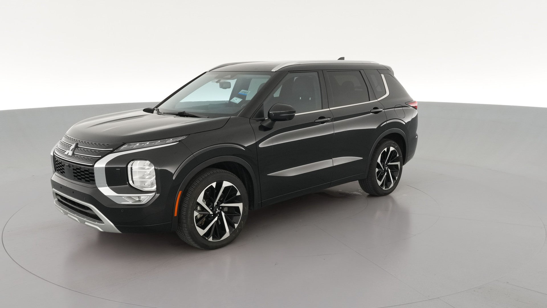 2024 Mitsubishi Outlander PHEV vehicle photo
