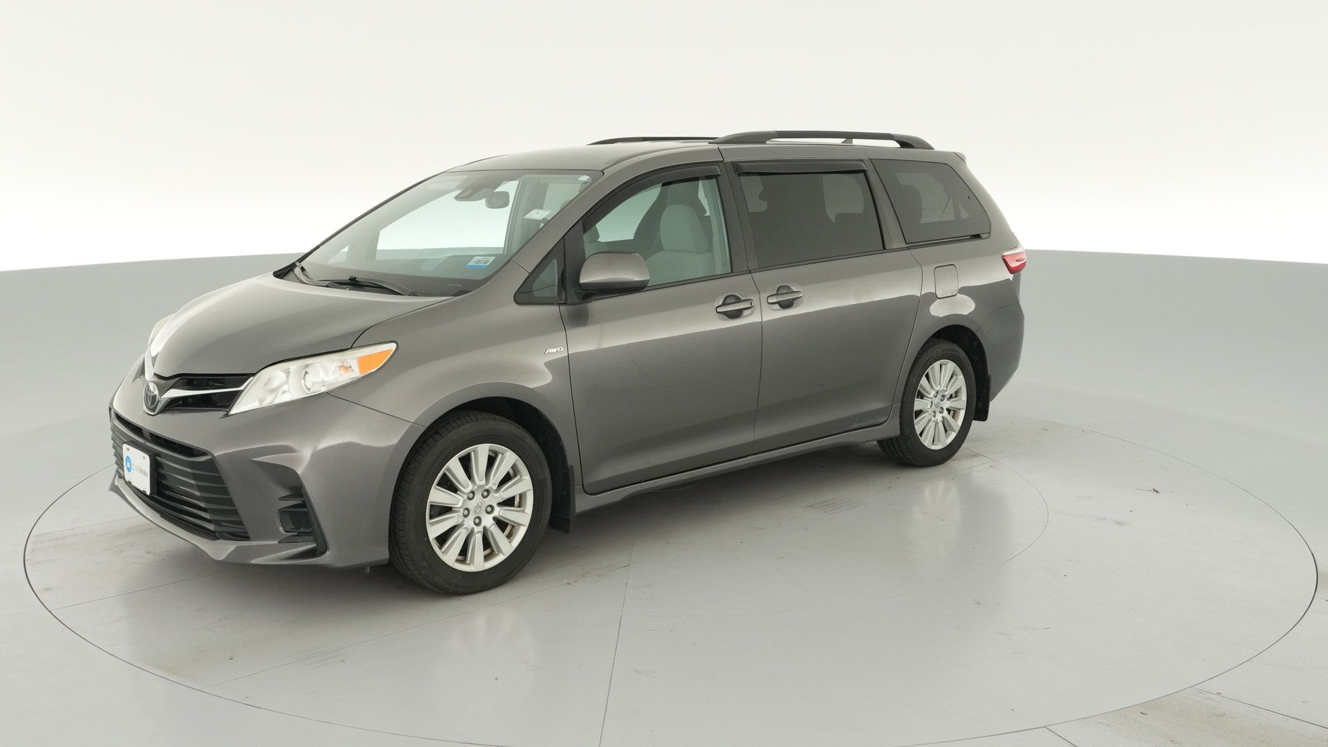 2018 Toyota Sienna vehicle photo