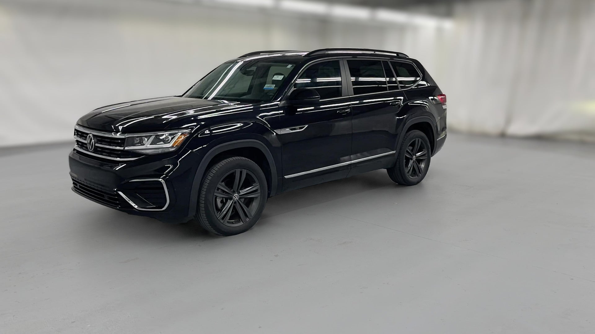 2021 Volkswagen Atlas vehicle photo