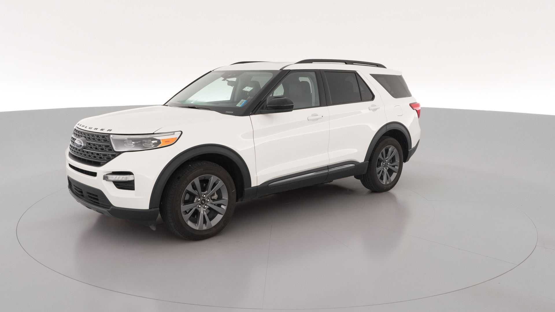 2023 Ford Explorer vehicle photo