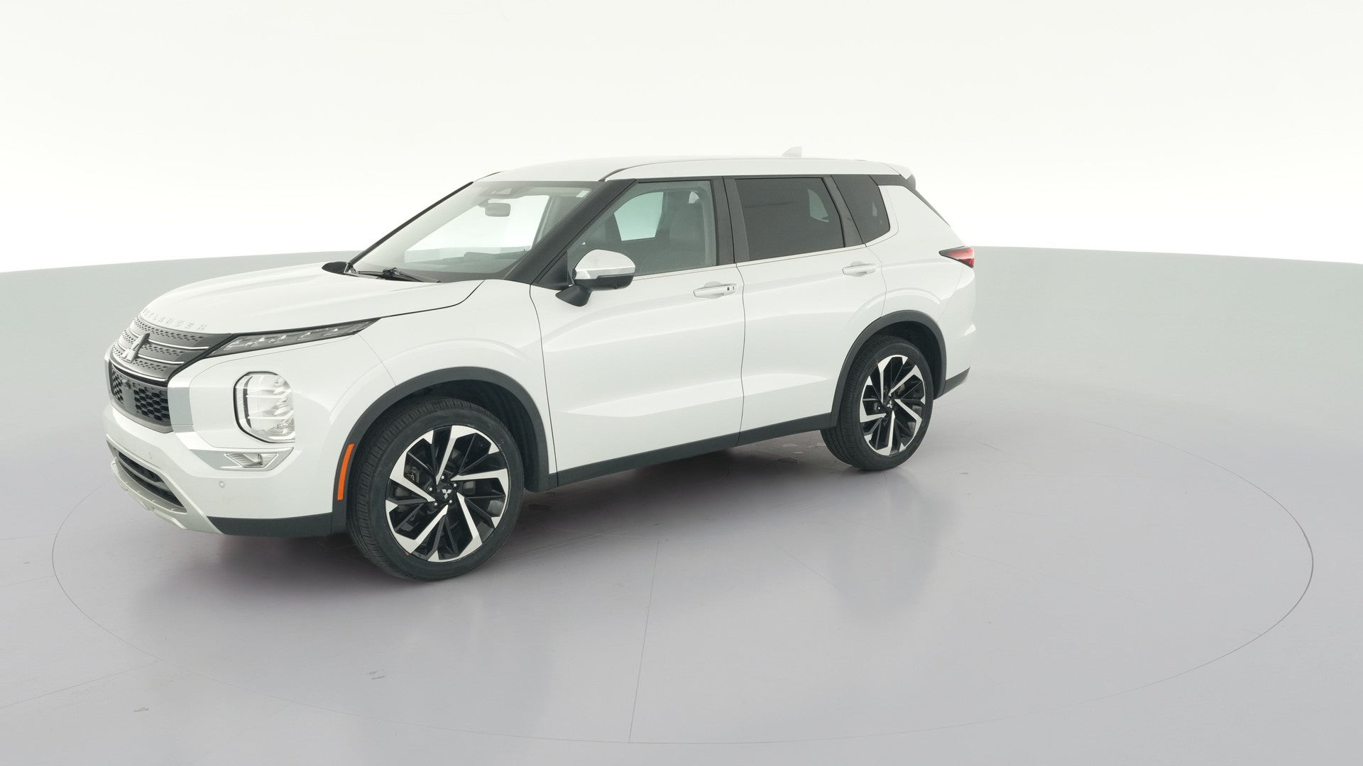 2023 Mitsubishi Outlander vehicle photo
