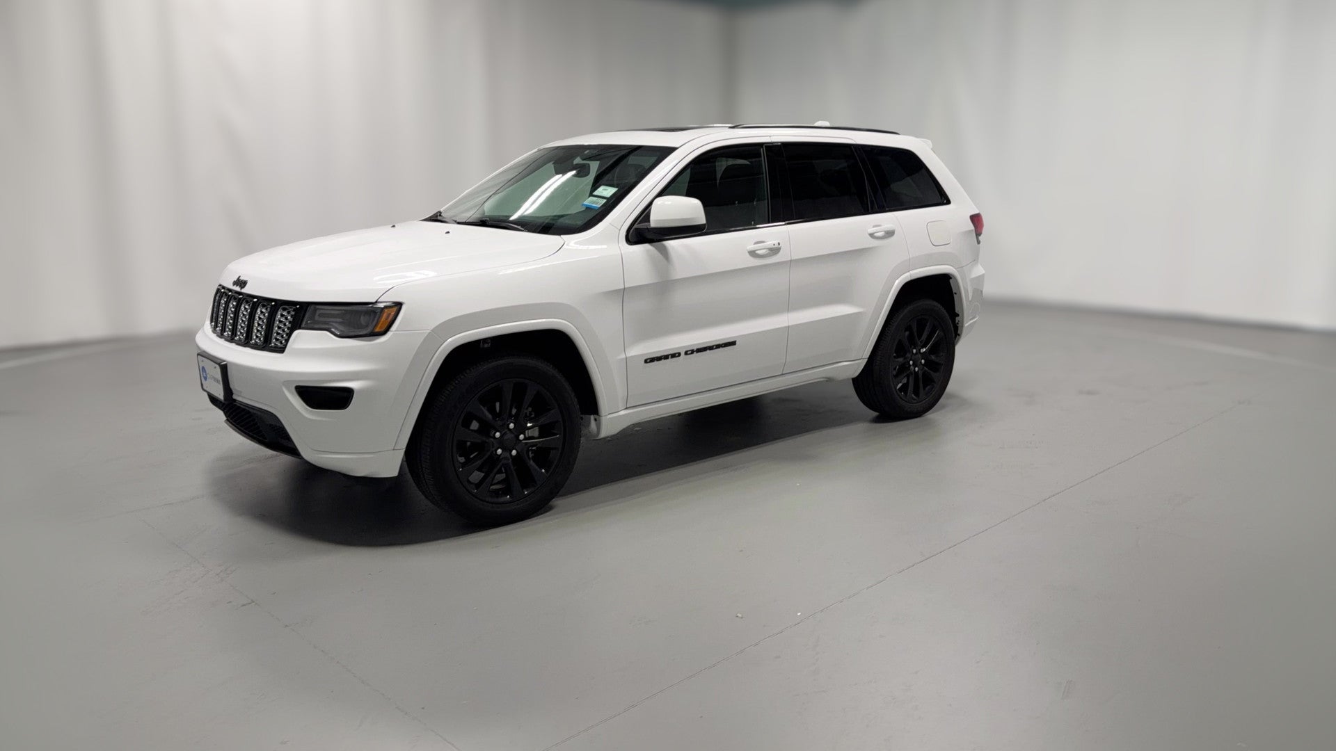 2020 Jeep Grand Cherokee vehicle photo