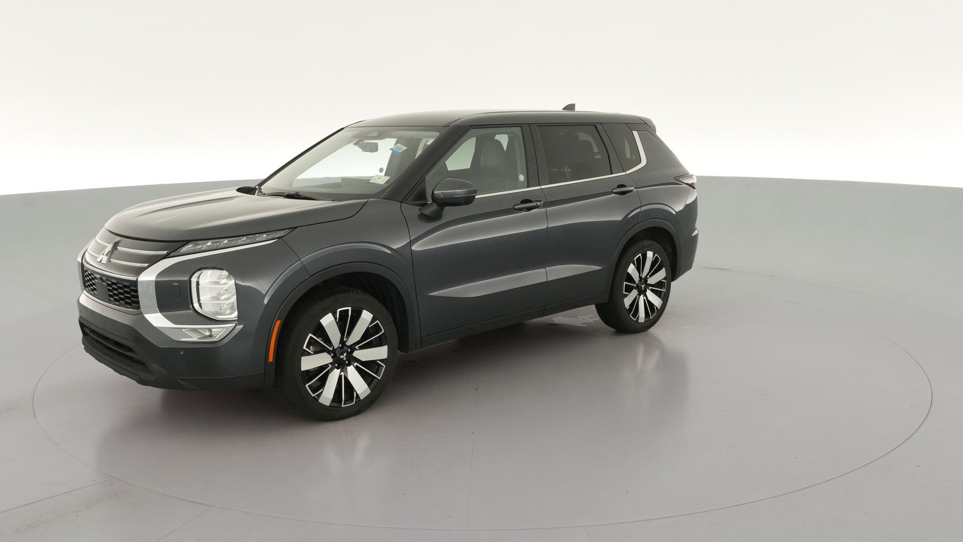 2025 Mitsubishi Outlander vehicle photo