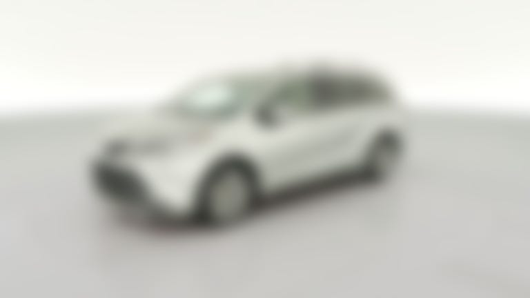 2024 Toyota Sienna vehicle photo