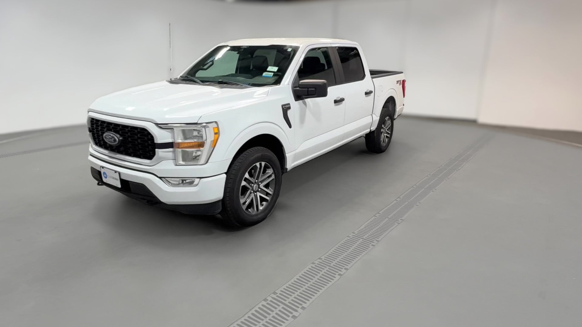 2022 Ford F150 SuperCrew Cab vehicle photo