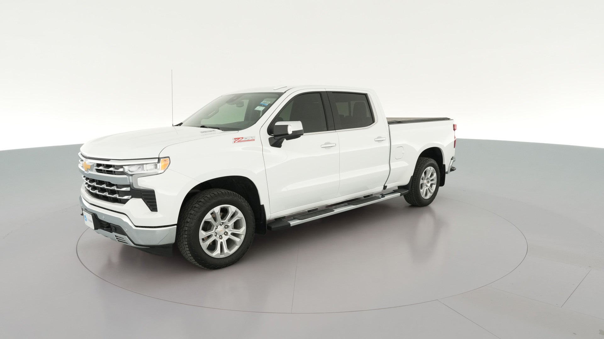 2024 Chevrolet Silverado 1500 Crew Cab vehicle photo