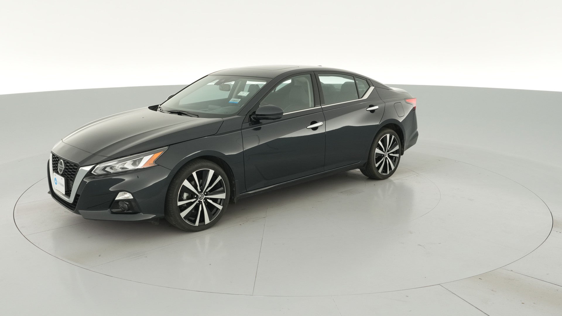 2019 Nissan Altima vehicle photo
