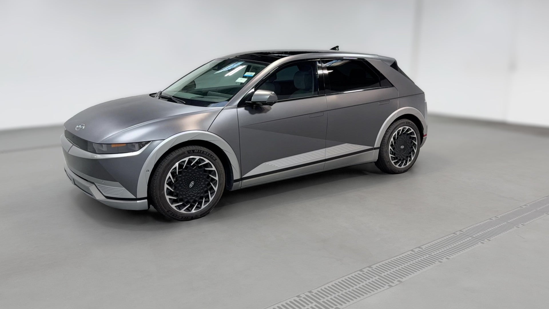 2022 Hyundai IONIQ 5 vehicle photo