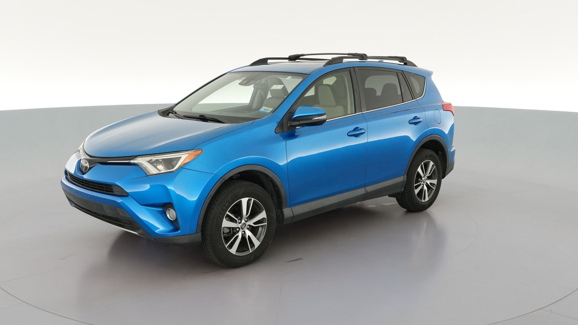 2018 Toyota RAV4 vehicle photo