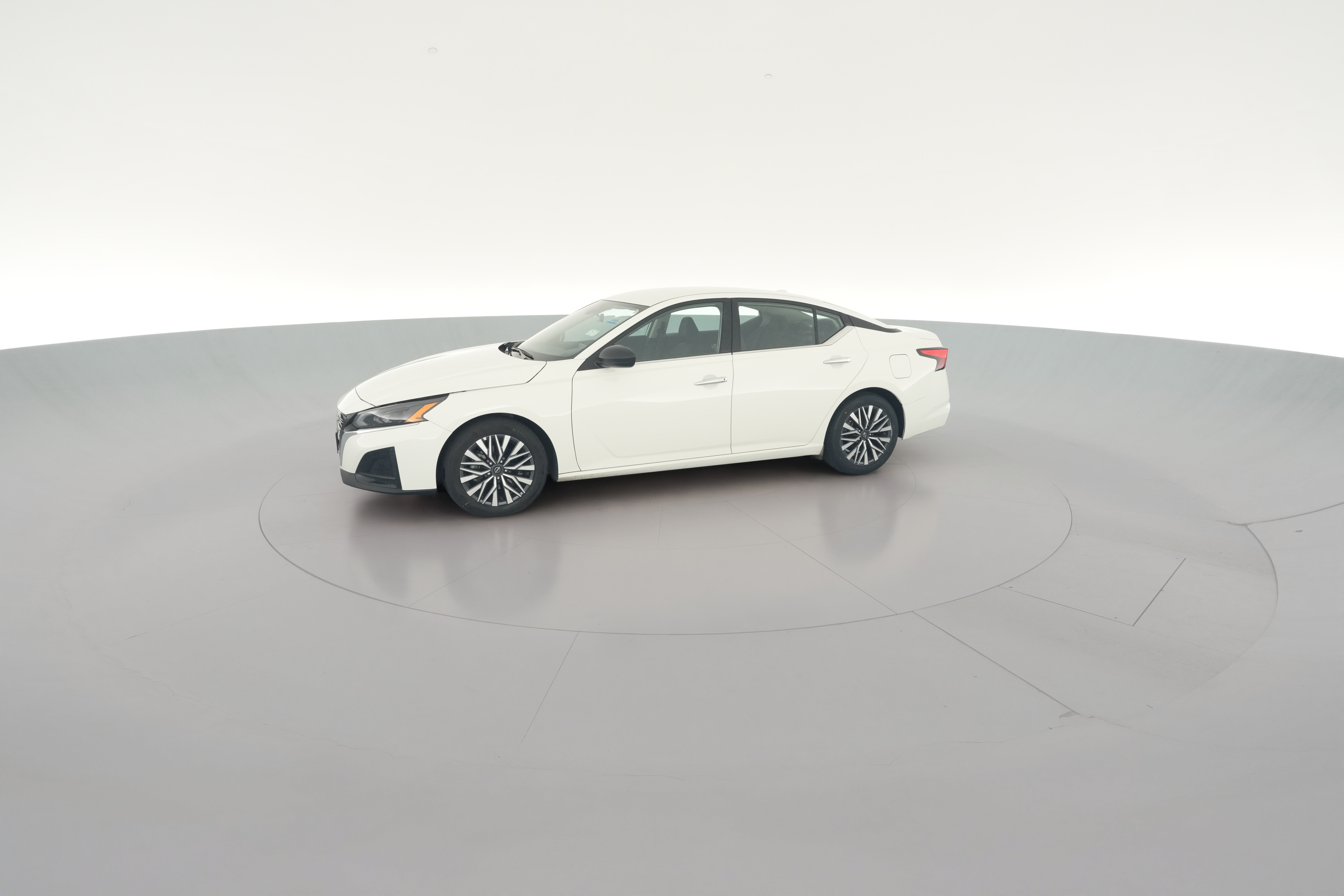 2025 Nissan Altima SV - Photo 27