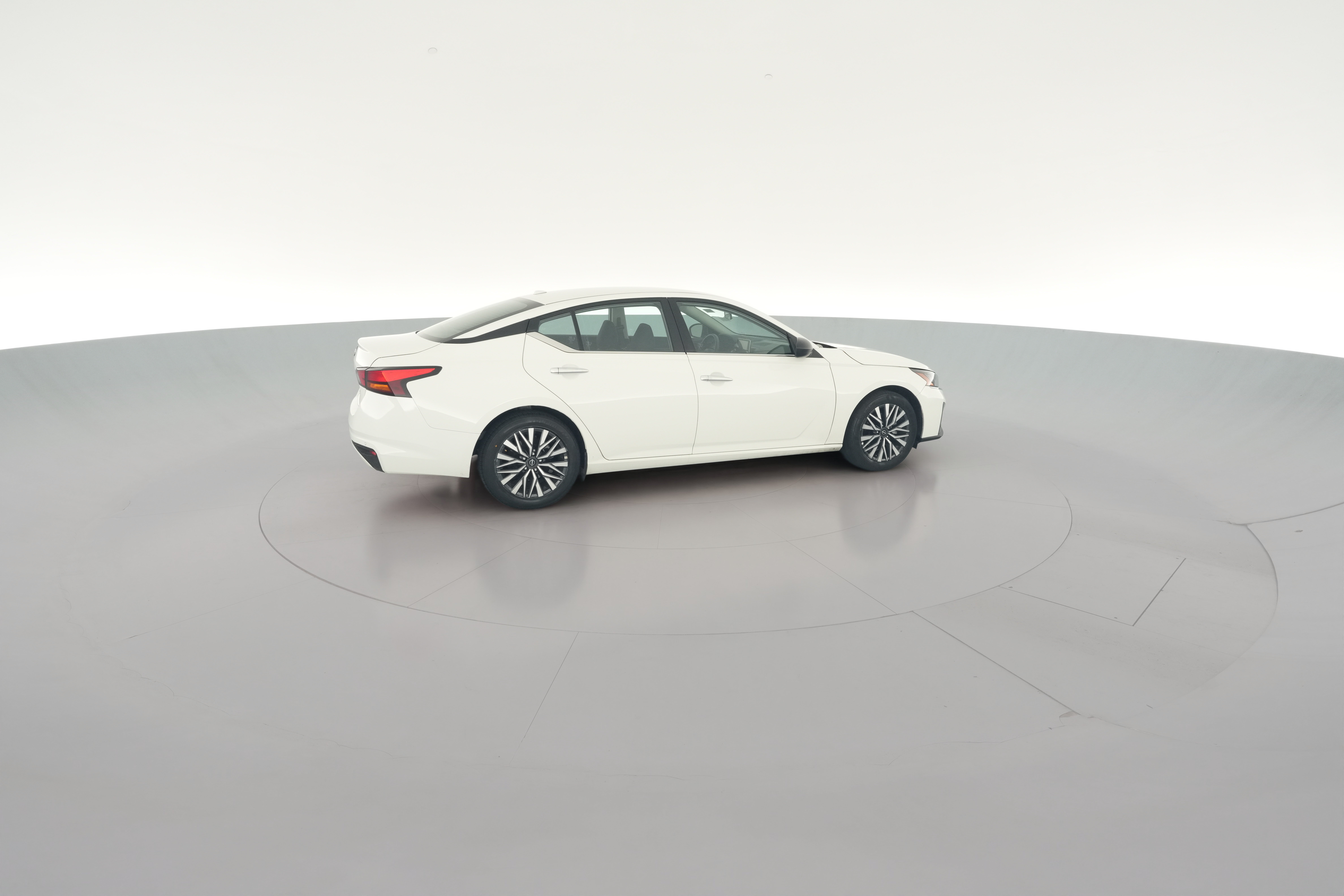 2025 Nissan Altima SV - Photo 35