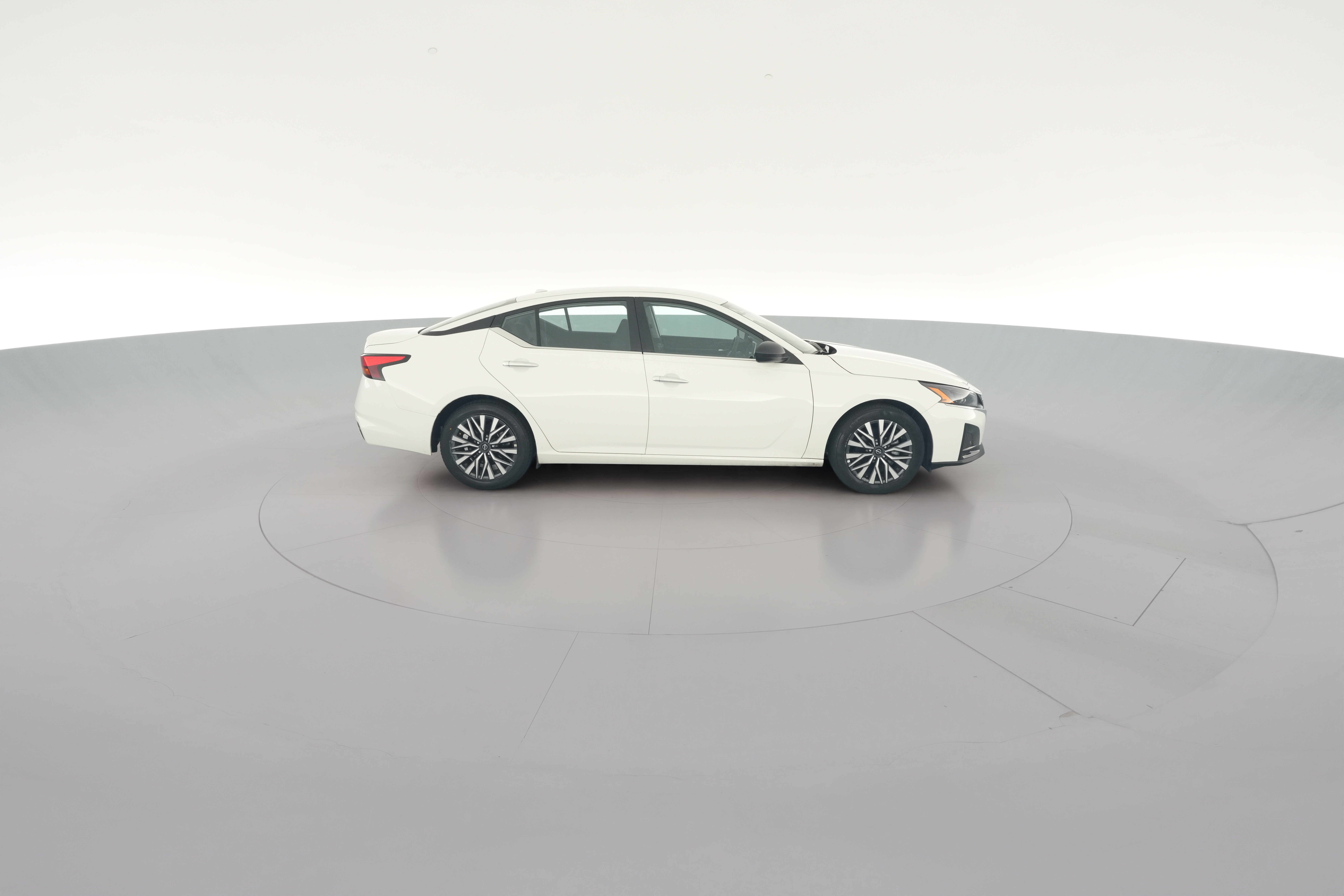 2025 Nissan Altima SV - Photo 36